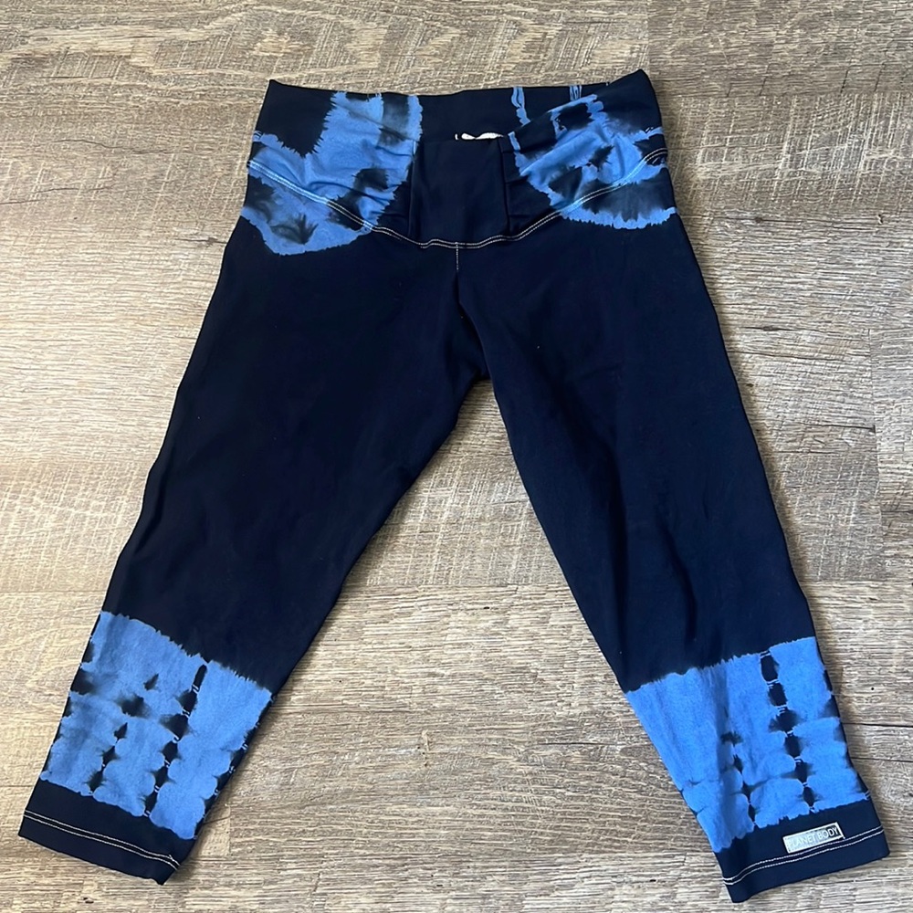 Planet Body Tye Dye Capri Leggings Size Small